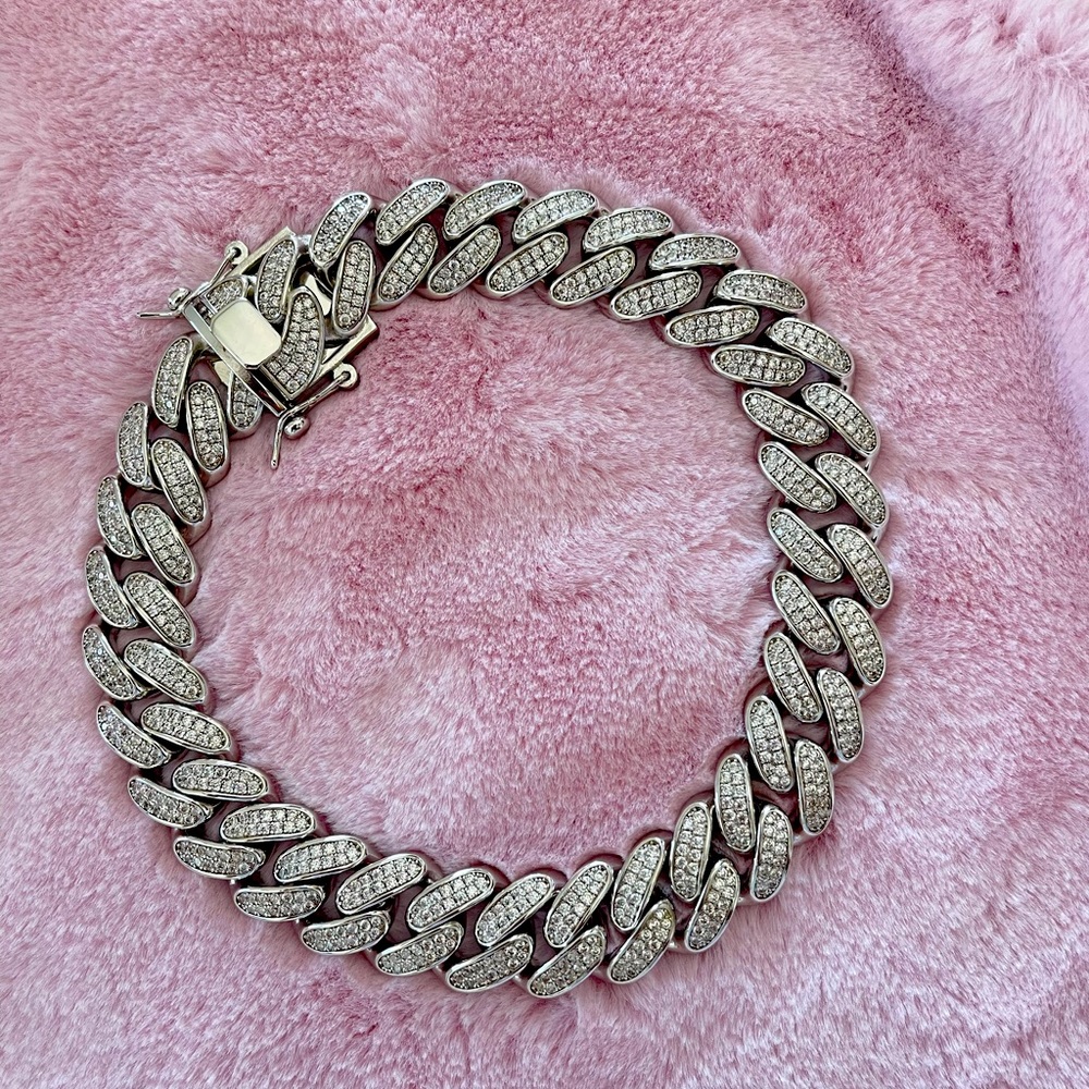 Big Cuban choker
